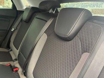 VAUXHALL GRANDLAND X 1.2 Turbo GPF Sport Nav SUV 5dr Petrol Auto Euro 6 (s/s) (130 ps