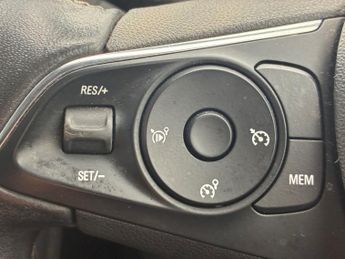 VAUXHALL GRANDLAND X 1.2 Turbo GPF Sport Nav SUV 5dr Petrol Auto Euro 6 (s/s) (130 ps