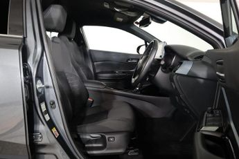 TOYOTA C-HR 1.8 VVT-h Design CVT Euro 6 (s/s) 5dr