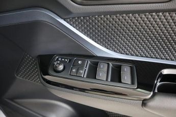 TOYOTA C-HR 1.8 VVT-h Design CVT Euro 6 (s/s) 5dr