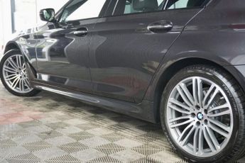 BMW 5 SERIES 2.0 520d M Sport Saloon 4dr Diesel Auto xDrive Euro 6 (s/s) (190