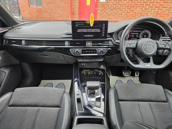 AUDI A4 AVANT 2.0 TFSI 40 Black Edition Estate 5dr Petrol S Tronic Euro 6 (s/s