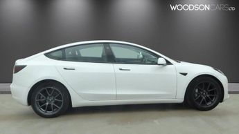 TESLA Model 3 Standard Range Plus Saloon 4dr Electric Auto RWD (241 bhp)