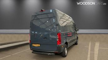 MERCEDES-BENZ eSprinter 55kWh Progressive Panel Van 5dr Electric Auto FWD L2 H2 20kW Cha