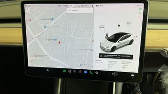 TESLA Model 3 Standard Range Plus Saloon 4dr Electric Auto RWD (241 bhp)
