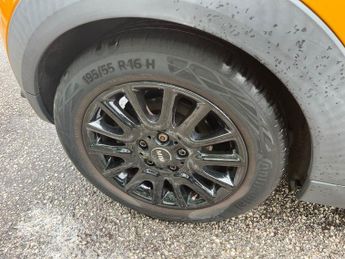 MINI HATCH 1.5 Cooper Hatchback 3dr Petrol Auto Euro 6 (s/s) (136 ps)