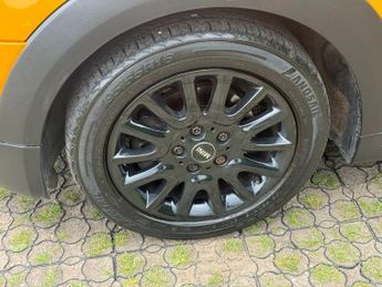 MINI HATCH 1.5 Cooper Hatchback 3dr Petrol Auto Euro 6 (s/s) (136 ps)