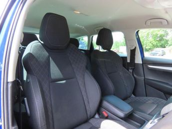 SKODA KAROQ 2.0 TDI SE Technology SUV 5dr Diesel DSG 4WD Euro 6 (s/s) (150 p