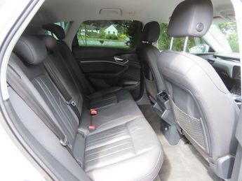 AUDI E-TRON 50 Technik SUV 5dr Electric Auto quattro 71.2kWh (313 ps)