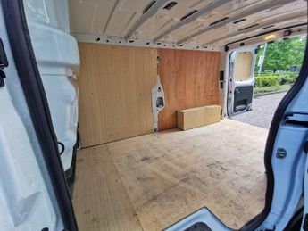 RENAULT TRAFIC 2.0 dCi Blue LL30 Business+ Panel Van 5dr Diesel Manual L2 H1 Eu