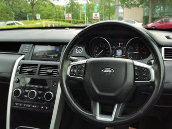 LAND ROVER DISCOVERY SPORT 2.0 TD4 HSE Luxury SUV 5dr Diesel Auto 4WD Euro 6 (s/s) (180 ps)