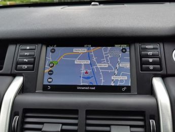 LAND ROVER DISCOVERY SPORT 2.0 TD4 HSE Luxury SUV 5dr Diesel Auto 4WD Euro 6 (s/s) (180 ps)