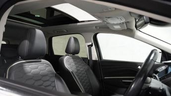 FORD KUGA 2.0 TDCi Vignale SUV 5dr Diesel Powershift AWD Euro 6 (s/s) (180