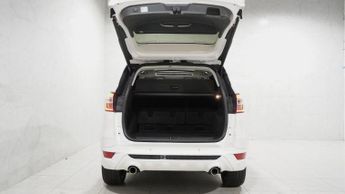 FORD KUGA 2.0 TDCi Vignale SUV 5dr Diesel Powershift AWD Euro 6 (s/s) (180