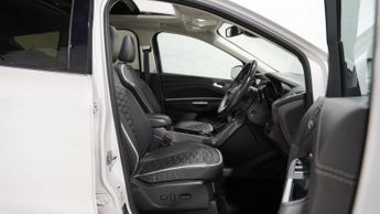 FORD KUGA 2.0 TDCi Vignale SUV 5dr Diesel Powershift AWD Euro 6 (s/s) (180