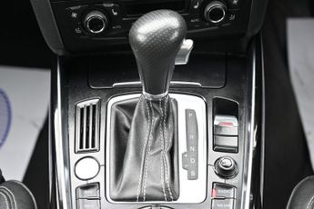 AUDI Q5 3.0 TDI V6 S line Special Edition SUV 5dr Diesel S Tronic quattr