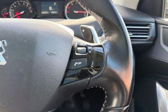 PEUGEOT 308 1.2 PureTech Allure Hatchback 5dr Petrol EAT Euro 6 (s/s) (130 p