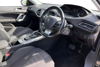 PEUGEOT 308 1.2 PureTech Allure Hatchback 5dr Petrol EAT Euro 6 (s/s) (130 p