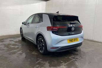 VOLKSWAGEN ID.3 Pro 58kWh Family Hatchback 5dr Electric Auto (145 ps)