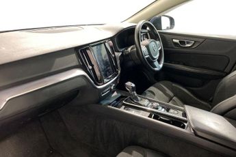 VOLVO V60 2.0 D4 Momentum Estate 5dr Diesel Auto Euro 6 (s/s) (190 ps) Rea