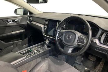 VOLVO V60 2.0 D4 Momentum Estate 5dr Diesel Auto Euro 6 (s/s) (190 ps) Rea