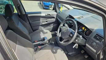 VAUXHALL ZAFIRA 1.7 CDTi ecoFLEX Exclusiv MPV 5dr Diesel Manual Euro 5 (SNav) (1