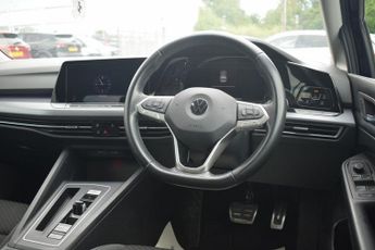 VOLKSWAGEN GOLF 1.5 eTSI MHEV Active Hatchback 5dr Petrol Hybrid DSG Euro 6 (s/s