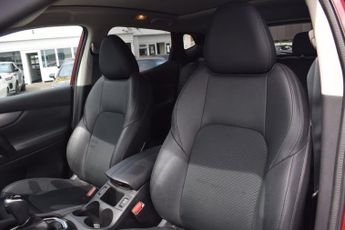 NISSAN QASHQAI 1.3 DIG-T Tekna SUV 5dr Petrol DCT Auto Euro 6 (s/s) (160 ps)