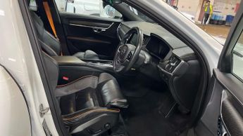 VOLVO V90 Cross Country 2.0 D4 Volvo Ocean Race Estate 5dr Diesel Auto AWD Euro 6 (s/s) 