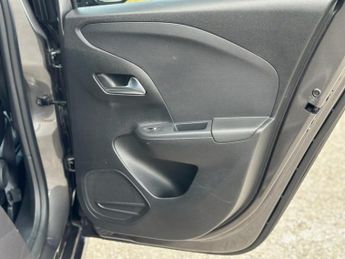 VAUXHALL Corsa Electric 50kWh Elite Nav Hatchback 5dr Electric Auto (7.4Kw Charger) (136
