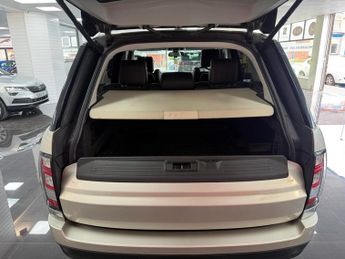 LAND ROVER RANGE ROVER 4.4 SD V8 Vogue SE SUV 5dr Diesel Auto 4WD Euro 5 (339 ps)