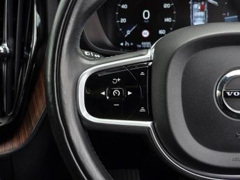 VOLVO XC60 2.0 D4 Inscription SUV 5dr Diesel Auto AWD Euro 6 (s/s) (190 ps)