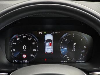 VOLVO XC60 2.0 D4 Inscription SUV 5dr Diesel Auto AWD Euro 6 (s/s) (190 ps)