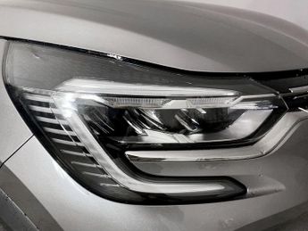 RENAULT CAPTUR 1.6 E-TECH 9.8kWh techno SUV 5dr Petrol Plug-in Hybrid Auto Euro