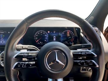 MERCEDES-BENZ GLA 1.3 GLA250e 15.6kWh AMG Line (Premium) SUV 5dr Petrol Plug-in Hy