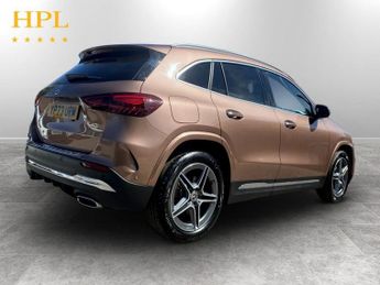 MERCEDES-BENZ GLA 1.3 GLA250e 15.6kWh AMG Line (Premium) SUV 5dr Petrol Plug-in Hy