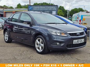 Ford Focus 1.6 Zetec Hatchback 5dr Petrol Manual (161 g/km, 99 bhp)