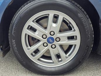 FORD GRAND TOURNEO CONNECT 1.5 EcoBlue Titanium MPV 5dr Diesel Auto Euro 6 (s/s) (120 ps)