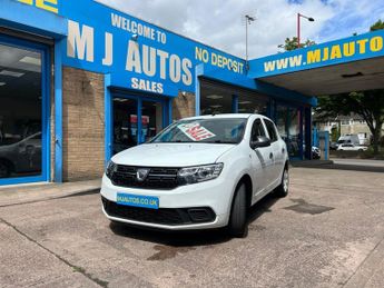 Dacia Sandero 1.0 SCe Essential Hatchback 5dr Petrol Manual Euro 6 (75 ps)