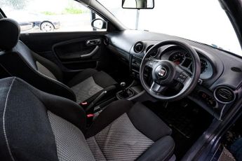 SEAT IBIZA 1.2 12v Reference Sport Hatchback 3dr Petrol Manual (139 g/km, 6