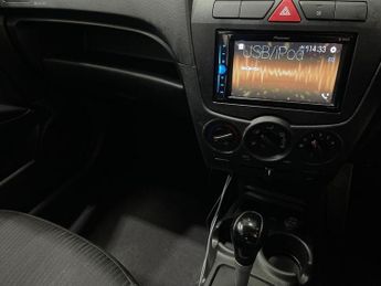 KIA PICANTO 1.1 Strike Hatchback 5dr Petrol Automatic (137 g/km, 64 bhp)