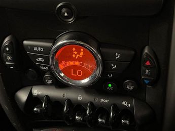 MINI COUNTRYMAN 2.0 Cooper D SUV 5dr Diesel Auto ALL4 Euro 5 (112 ps)
