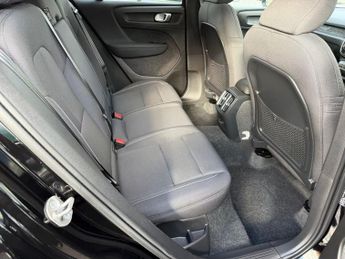 VOLVO C40 Recharge 69kWh Core SUV 5dr Electric Auto (231 ps)