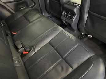 LAND ROVER RANGE ROVER EVOQUE 2.0 D150 R-Dynamic S SUV 5dr Diesel Auto 4WD Euro 6 (s/s) (150 p