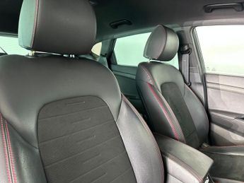 HYUNDAI TUCSON 1.6 T-GDi N Line SUV 5dr Petrol DCT Euro 6 (s/s) (177 ps)