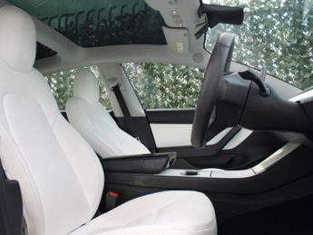 TESLA Model 3 (Dual Motor) Performance Saloon 4dr Electric Auto 4WDE (Performa