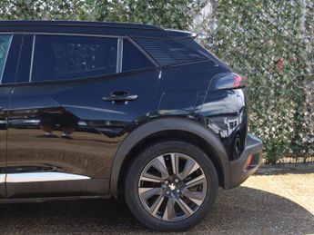 PEUGEOT E-2008 50kWh GT Premium SUV 5dr Electric Auto (136 ps)