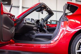 MAZDA MX-5 RF 2.0 SKYACTIV-G Exclusive-Line Convertible 2dr Petrol Auto Euro 6