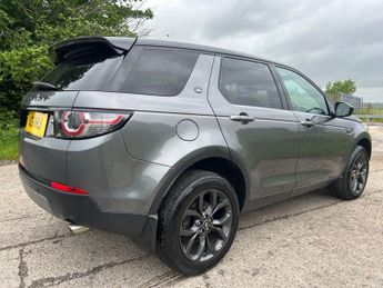 LAND ROVER DISCOVERY SPORT 2.0 TD4 Landmark SUV 5dr Diesel Auto 4WD Euro 6 (s/s) (180 ps)