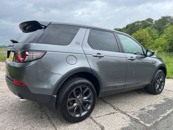 LAND ROVER DISCOVERY SPORT 2.0 TD4 Landmark SUV 5dr Diesel Auto 4WD Euro 6 (s/s) (180 ps)